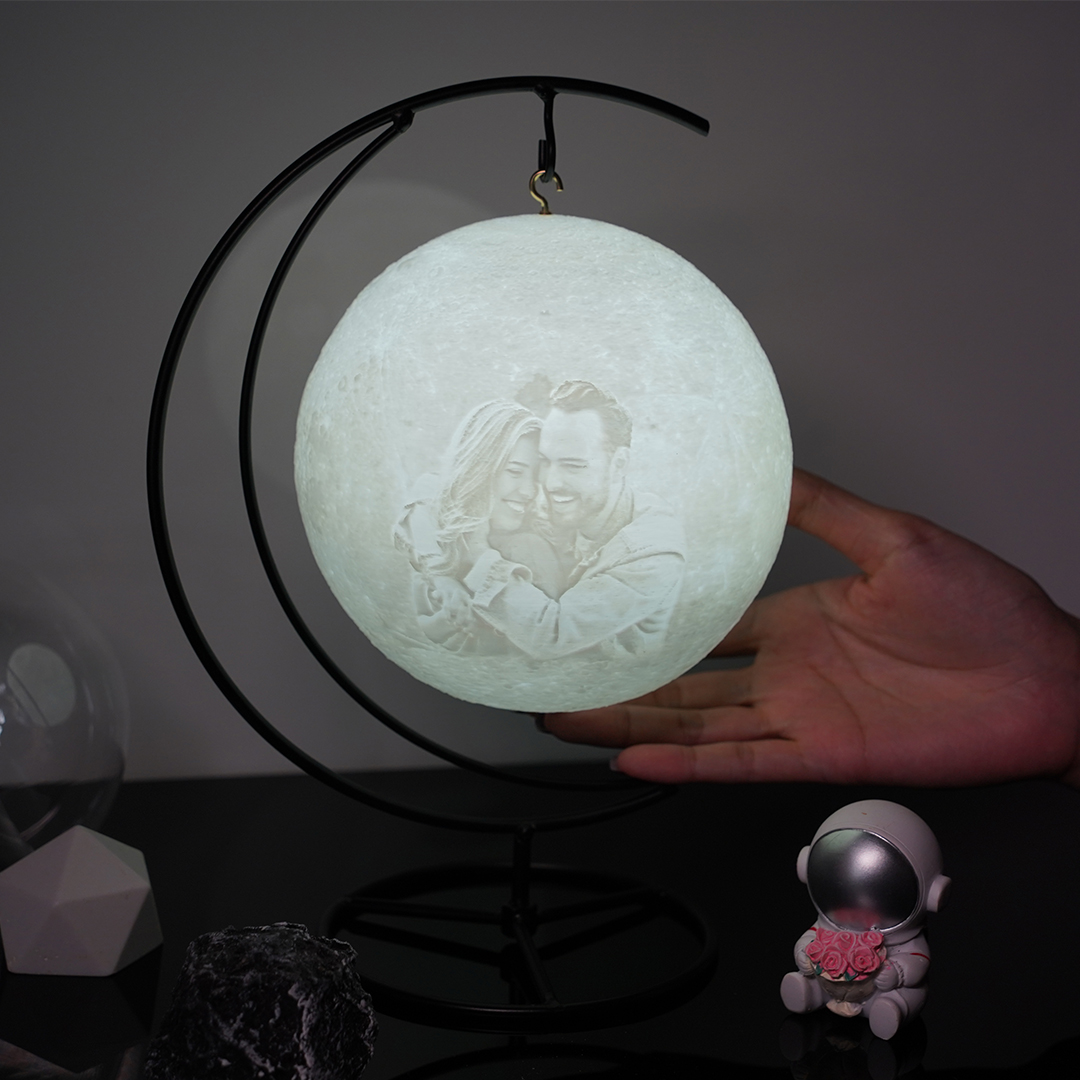 Personalisierte  Aufhängungshalterung Lunar Lamp